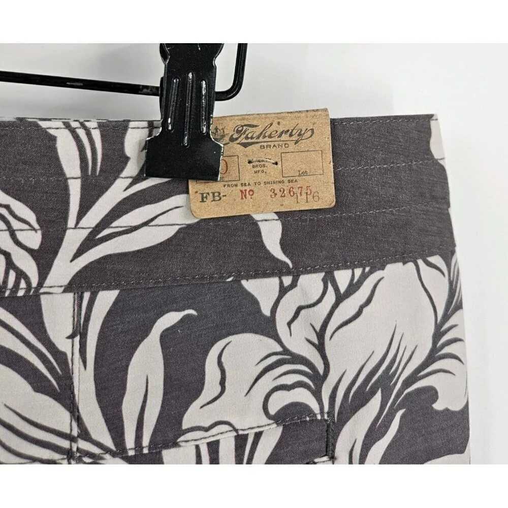 New Faherty Men Sz 40 Classic Boardshort Caf-Cream Ash Floral Lace Button Fly